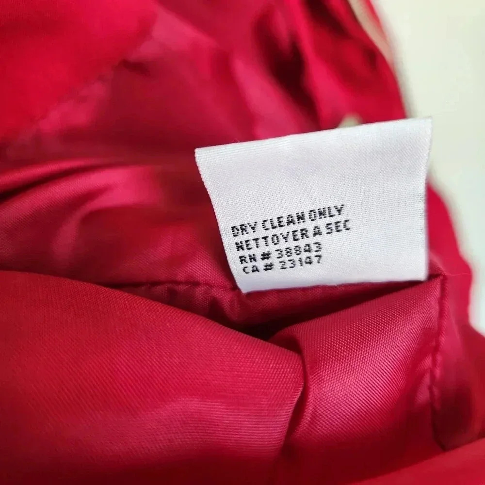 Vintage Talbots Quilted Puffer Jacket Womens Size M Red Nylon Cinchable Bomber - Picture 11 of 11